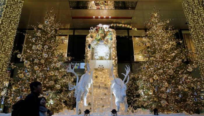 Χριστουγεννιάτικα στιγμιότυπα από τον κόσμο ένα μήνα πριν - Εικόνες - εικόνα 2