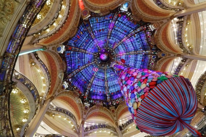 Χριστουγεννιάτικα στιγμιότυπα από τον κόσμο ένα μήνα πριν - Εικόνες - εικόνα 12