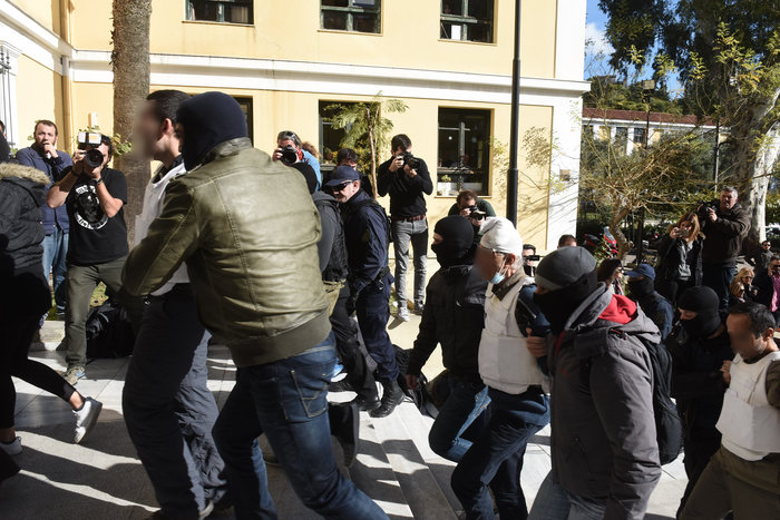 Στον εισαγγελέα οι 9 Κούρδοι- Τι «βλέπει» η αντιτρομοκρατική - εικόνα 4