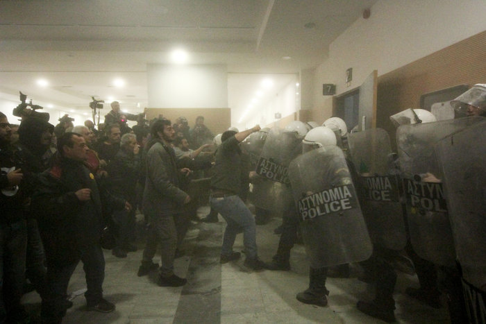 Στον Ευαγγελισμό από το Ειρηνοδικείο ο πρώην Δήμαρχος Καισαριανής - εικόνα 4