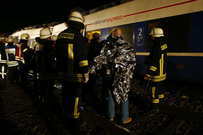 Εξι τραυματίες από σύγκρουση τρένων στο Ντίσελντορφ - εικόνα 4