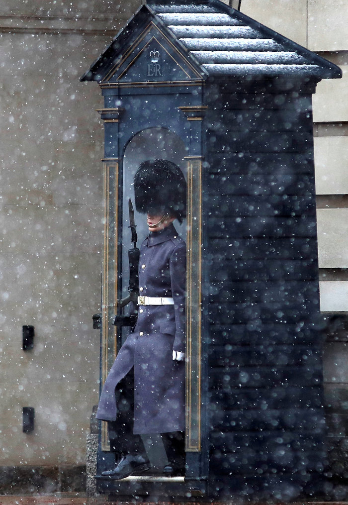 Πάγωσαν τα πάντα στη Βρετανία-ακυρώσεις πτήσεων στο Χίθροου