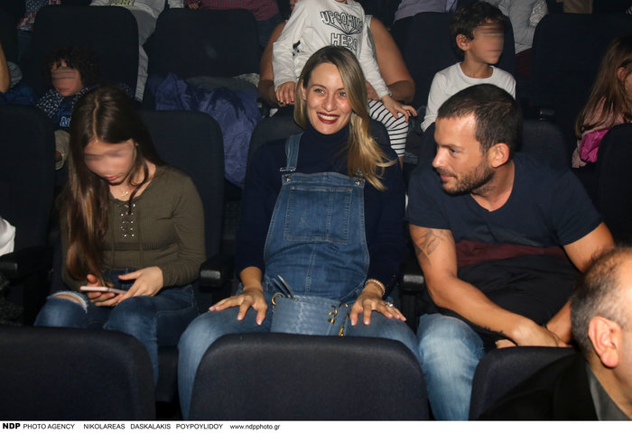 Η Ελεονώρα Μελέτη με ολόσωμη τζιν φόρμα στον 6ο μήνα της εγκυμοσύνης - εικόνα 4