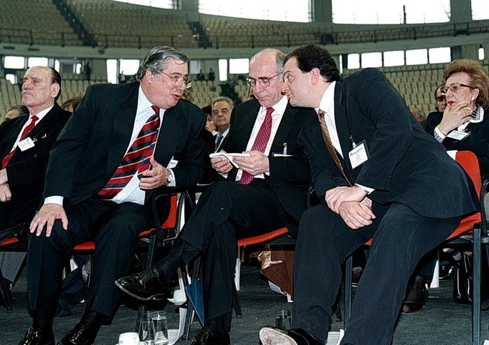 Αφιέρωμα: Τα 11 συνέδρια της ΝΔ από το 1979 έως σήμερα [φωτό] - εικόνα 3