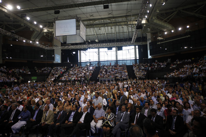 Αφιέρωμα: Τα 11 συνέδρια της ΝΔ από το 1979 έως σήμερα [φωτό] - εικόνα 8