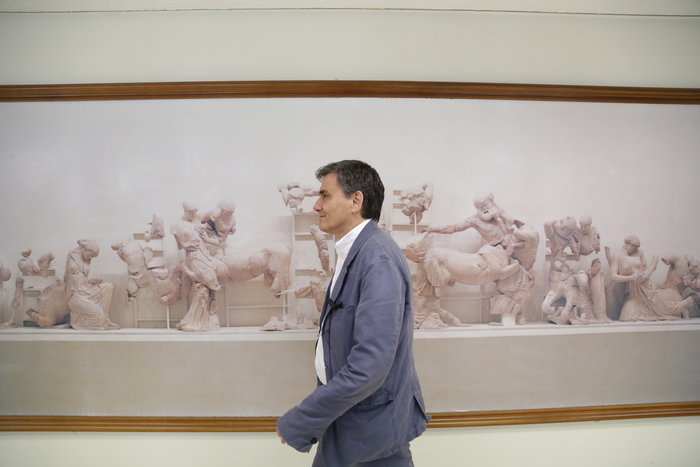 Ο Ευκλείδης στη Ν. Υόρκη, οι ύμνοι του Politico και ο... Μαρξ - εικόνα 4