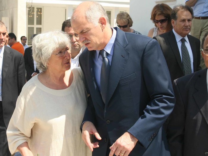 Πέθανε η στενή συνεργάτιδα του Ανδρέα Παπανδρέου, Αγγέλα Κοκκόλα - εικόνα 2