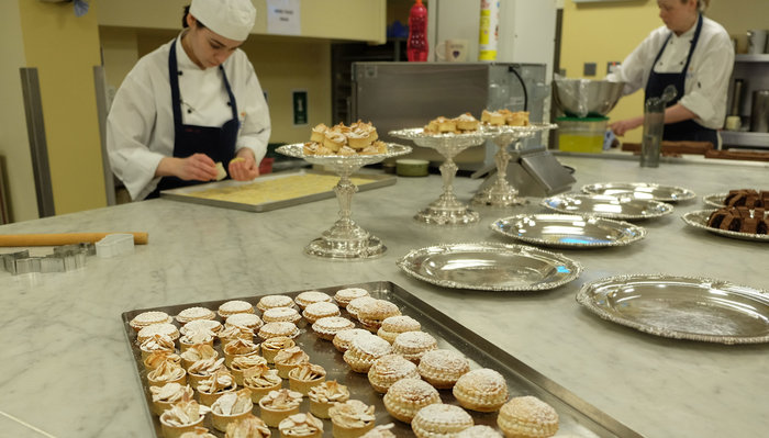 Royal chef αποκαλύπτουν τη μαγική συνταγή για βασιλικές τάρτες φρούτων - εικόνα 3