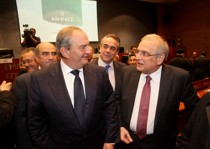 Με Καραμανλή το βιβλίο Παπαθανασίου για τη χρεοκοπία του 2009 - εικόνα 4