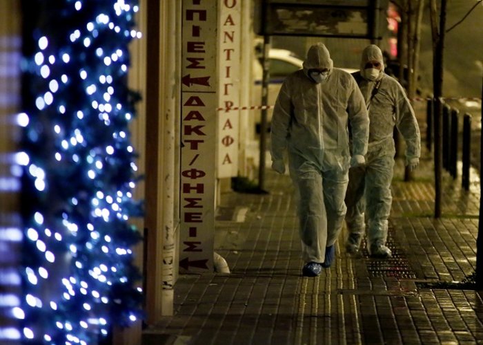 Μεγάλες ζημιές από την έκρηξη της βόμβας στο Εφετείο [φωτό] - εικόνα 10
