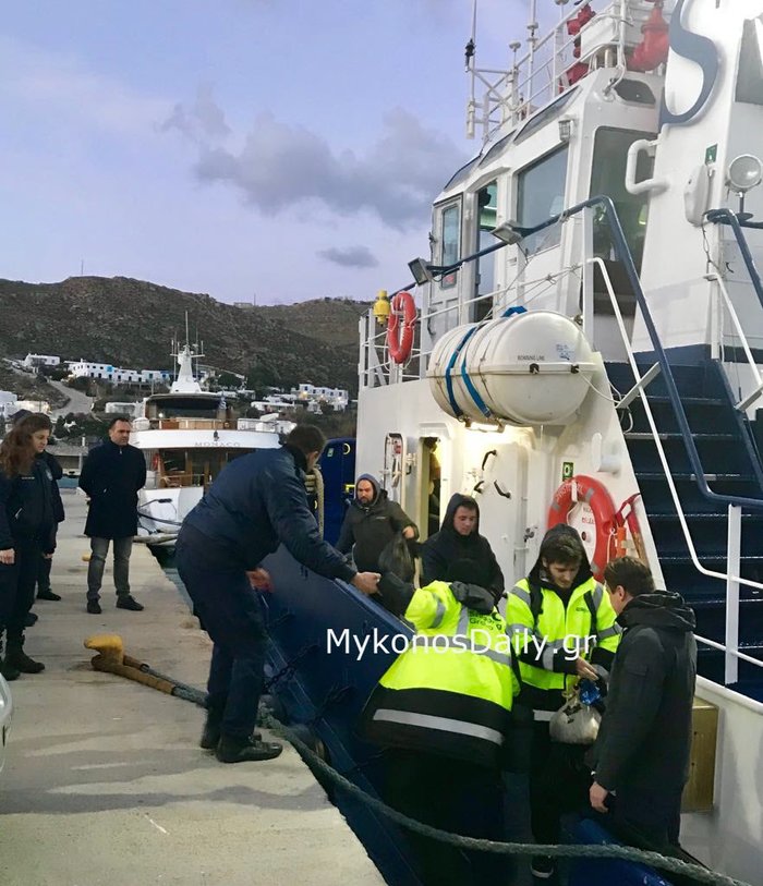 Καρέ καρέ η διάσωση των ναυτικών στη νησίδα Τραγονήσι - Εικόνες, βίντεο - εικόνα 12