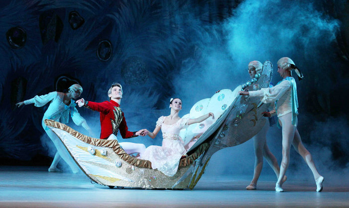 Δεν υπάρχουν Χριστούγεννα χωρίς τον Καρυοθραύστη - εικόνα 2