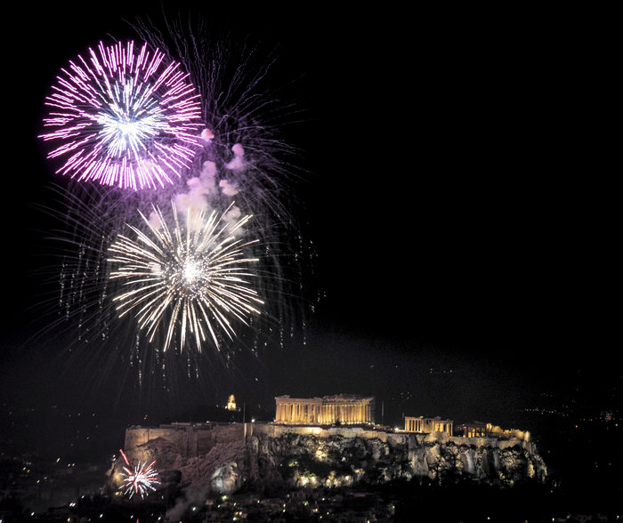 Η εορτασμοί της Πρωτοχρονιάς σε Αθήνα, Θεσσαλονίκη, Ναύπλιο