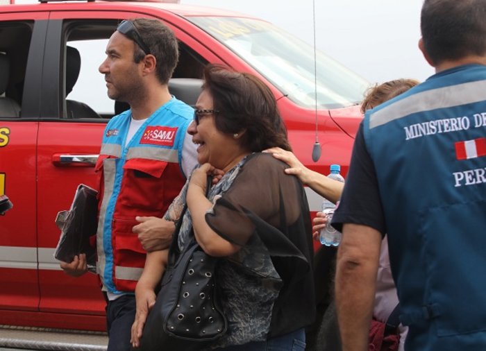 Πάνω από 48 νεκροί σε πτώση λεωφορείου σε γκρεμό στο Περού [φωτό]