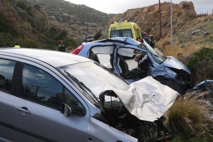 Κρήτη: Εικόνες σοκ από το πολύνεκρο τροχαίο στην Εθνική Οδό