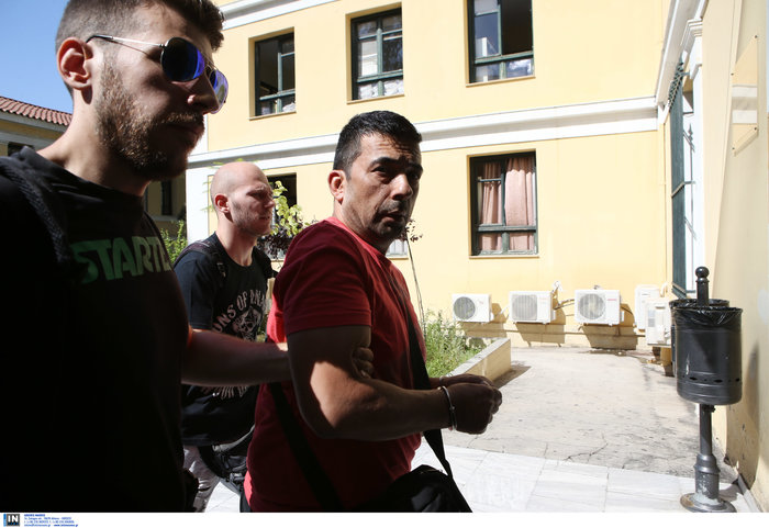 Νεκρός στο κελί του ο δράστης της άγριας δολοφονίας στο Περιστέρι - εικόνα 3