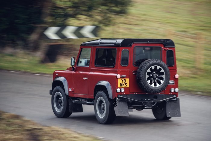 Το Land Rover Defender επιστρέφει με extreme έκδοση V8 405 ίππων - εικόνα 7