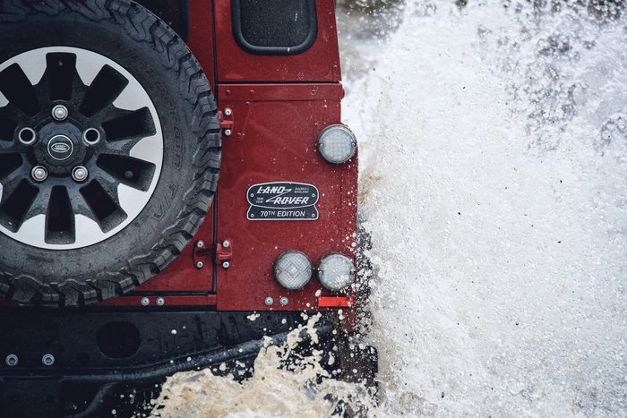 Το Land Rover Defender επιστρέφει με extreme έκδοση V8 405 ίππων - εικόνα 11