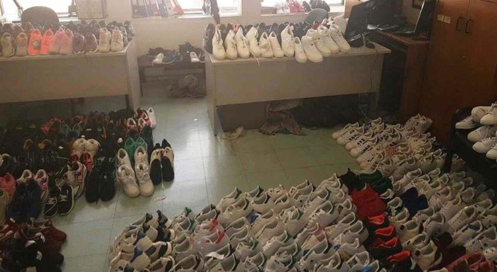 Εντοπίστηκε μεγάλη αποθήκη με «μαϊμού» προϊόντα - τρεις συλλήψεις - εικόνα 4