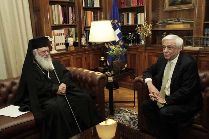 Τι είπαν Παυλόπουλος και  Ιερώνυμος στο Προεδρικό - εικόνα 2