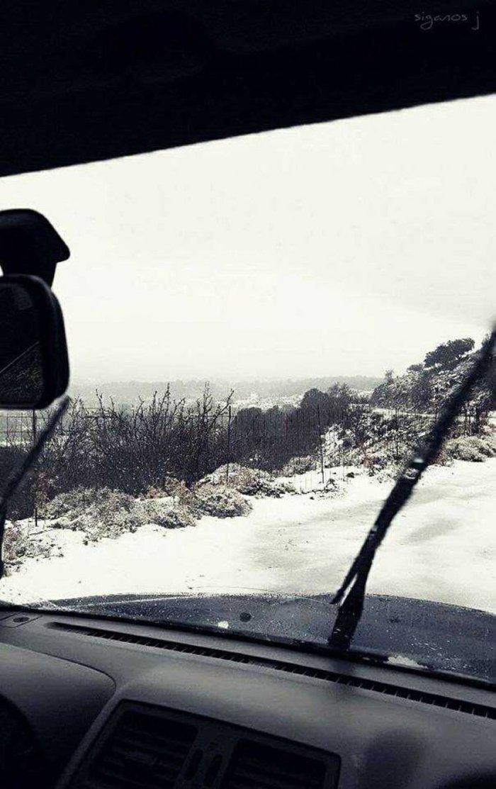 Ένα μέτρο το χιόνι στα Ανώγεια - Χιόνια και στο Οροπέδιο Λασιθίου Εικόνες - εικόνα 3