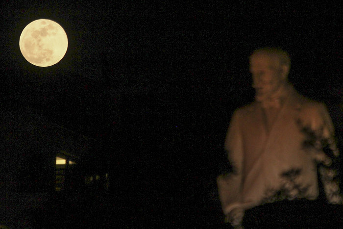 Μαγικές εικόνες από την μπλε σούπερ σελήνη σε όλο τον κόσμο - εικόνα 3