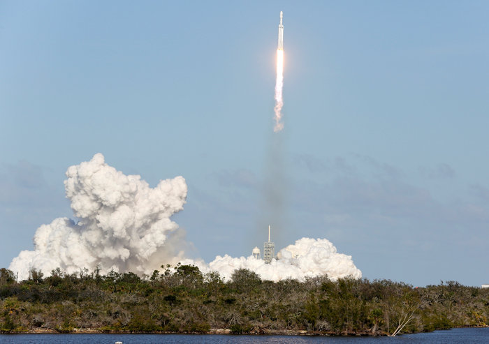 Ταξιδεύει προς τον Αρη ο «Falcon Heavy» της Space X [Εικόνες-βίντεο] - εικόνα 8
