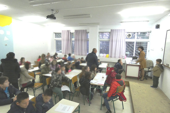 Χανιά: Νέοι βανδαλισμοί σε σχολείο για τα μαθήματα αλβανικών [ΕΙΚΟΝΕΣ] - εικόνα 6