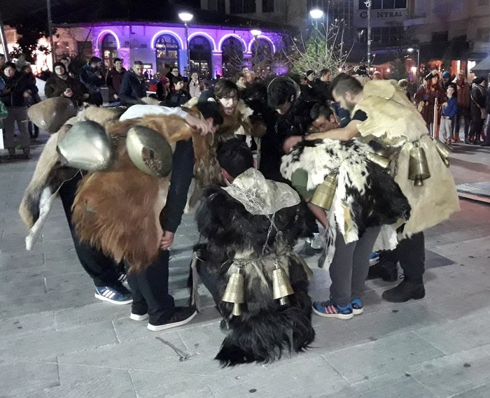 Απόκριες στην Αθήνα: Κορυφώνονται οι αποκριάτικες εκδηλώσεις