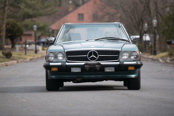 Mercedes Benz SL560: To αυτοκίνητο-απόλυτο ανδρικό όνειρο- σε δημοπρασία - εικόνα 3