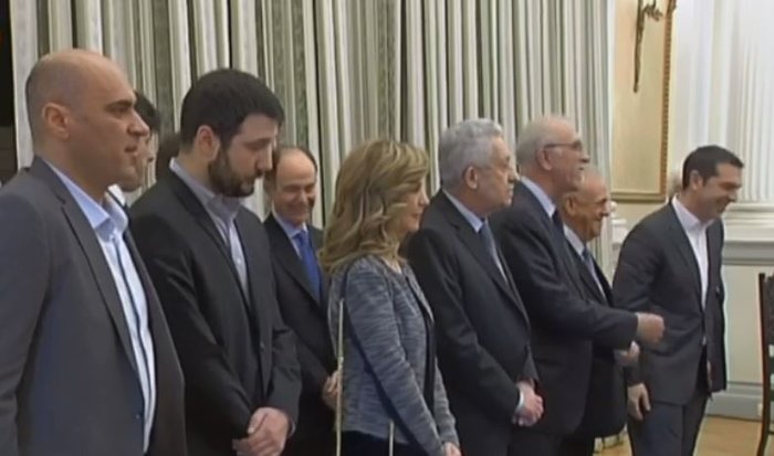 Oρκωμοσία εξπρές για τους έξι νέους υπουργούς στο Προεδρικό - εικόνα 3