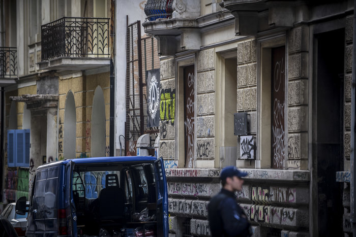 Αστυνομική επιχείρηση για την εκκένωση τριών καταλήψεων - εικόνα 6