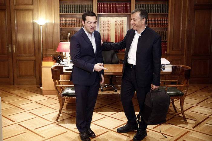 Ο διάλογος Τσίπρα - Θεοδωράκη για το ποδόσφαιρο