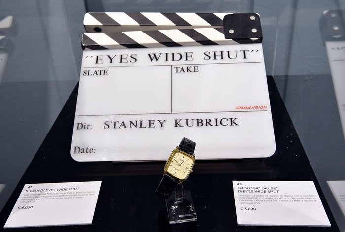 Τα αντικείμενα του Κιούμπρικ που βγήκαν στο σφυρί συγκέντρωσαν 130 χιλ.ευρώ