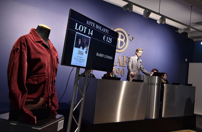 Τα αντικείμενα του Κιούμπρικ που βγήκαν στο σφυρί συγκέντρωσαν 130 χιλ.ευρώ - εικόνα 2