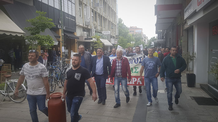 «Πόλεμος» για τη φέτα και το γάλα στη Λάρισα - εικόνα 2