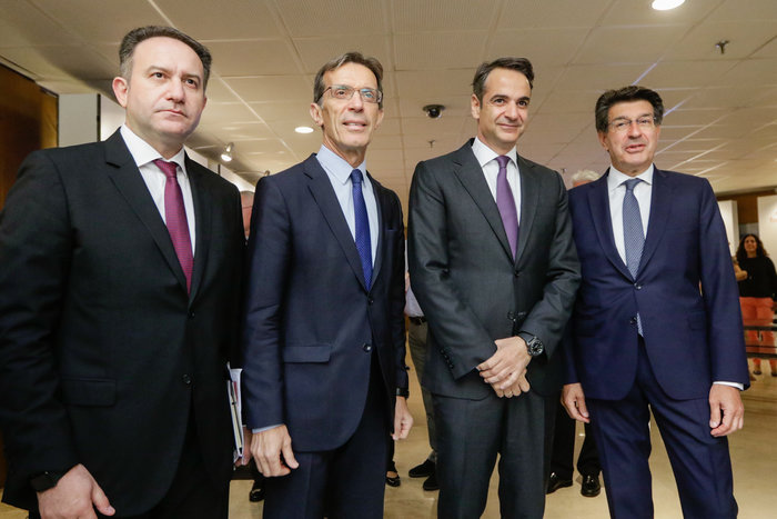 Μητσοτάκης: Θα αναθέσω υπηρεσίες του Δημοσίου στον ιδιωτικό τομέα