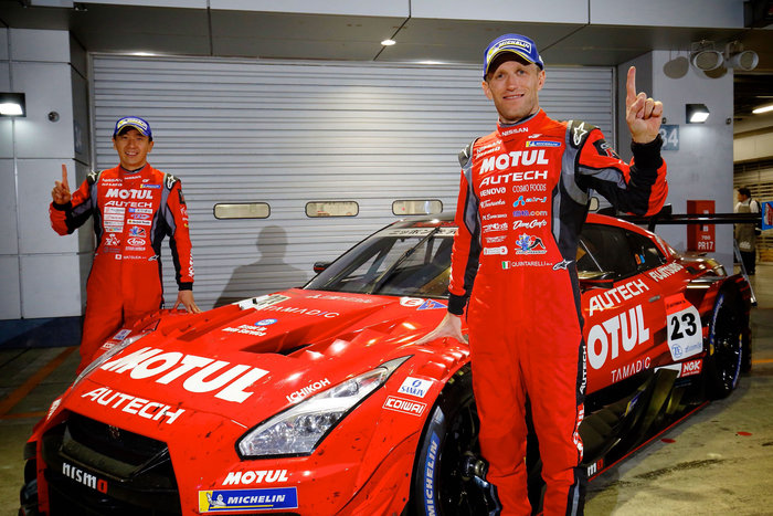 Η Nissan πήρε τη νίκη στο Super GT, στην πίστα του Fuji Speedway