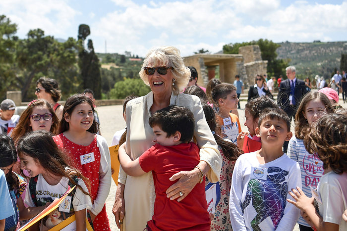 Ο Κάρολος και η Καμίλα στην Κνωσσό. Δείτε φωτογραφίες - εικόνα 2