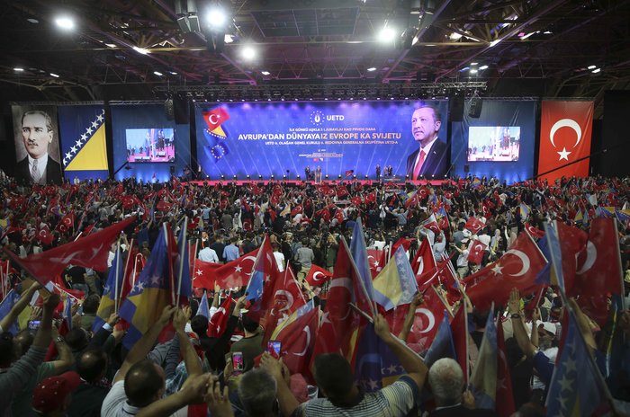 To κάλεσμα του Ερντογάν στους Τούρκους του εξωτερικού από το Σαράγεβο - εικόνα 2