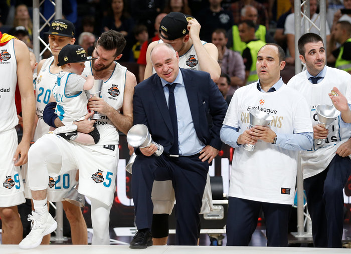 Η Ρεάλ Μαδρίτης πρωταθλήτρια για 10η φορά στην ιστορία - εικόνα 4
