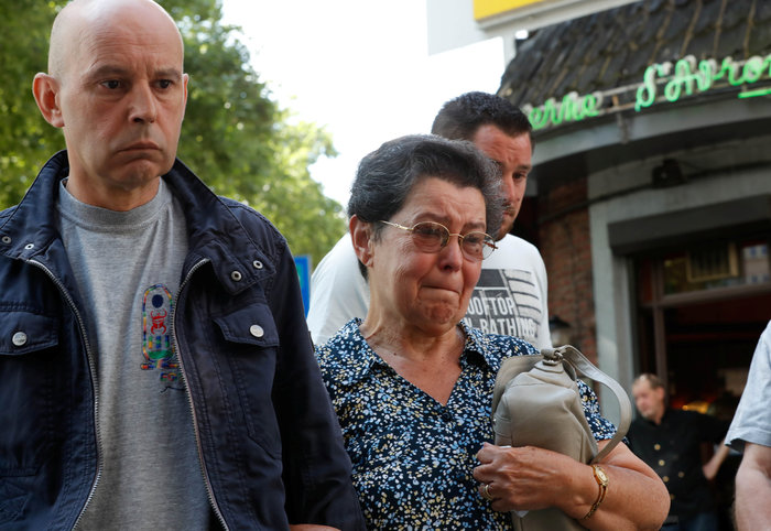 Βαθύ πένθος και πολλά ερωτήματα για την επίθεση στη Λιέγη (βίντεο&φωτό) - εικόνα 7
