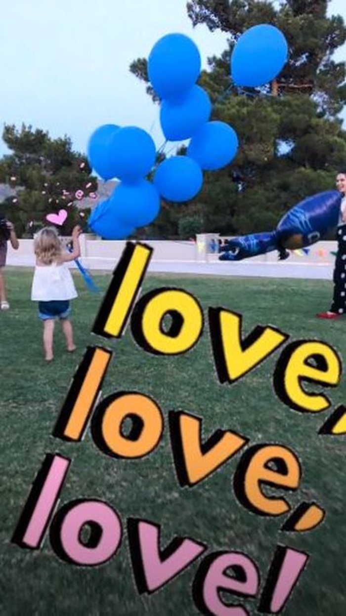 Η τρίχρονη κόρη της Βίκυς Καγιά στο υπέροχο πάρτι γενεθλίων της [Εικόνες] - εικόνα 3