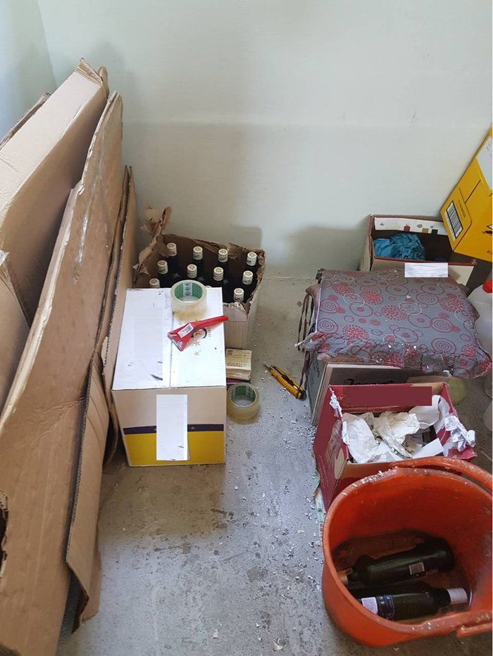 Μεγάλο κύκλωμα λαθρεμπορίου με χιλιάδες ποτά «μπόμπες» [φωτό] - εικόνα 2