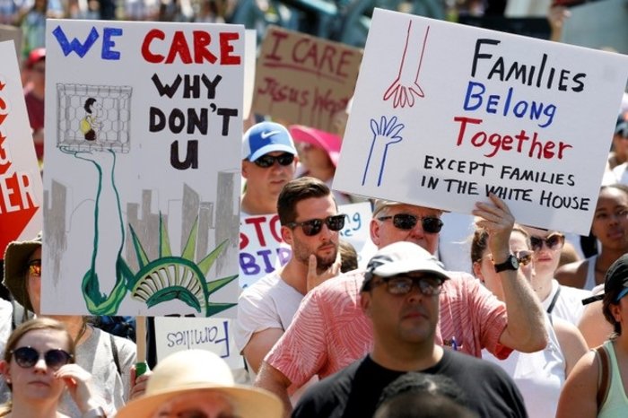 ΗΠΑ: Διαδηλώσεις κατά της μεταναστευτικής πολιτικής του Τραμπ - εικόνα 4