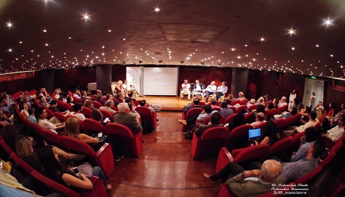 «Οι δημοσκοπήσεις πέθαναν. Ζήτω οι δημοσκοπήσεις»