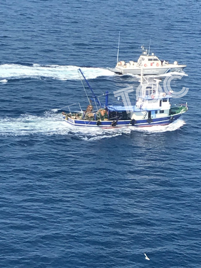 Τουρκικά αλιευτικά κάνουν βόλτες κοντά στους Αρκιούς και το Αγαθονήσι - εικόνα 14