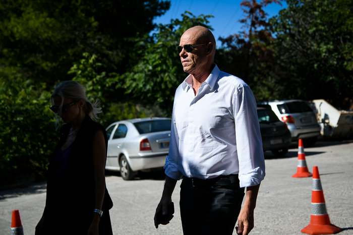 Ο Τζόνι Καλημέρης