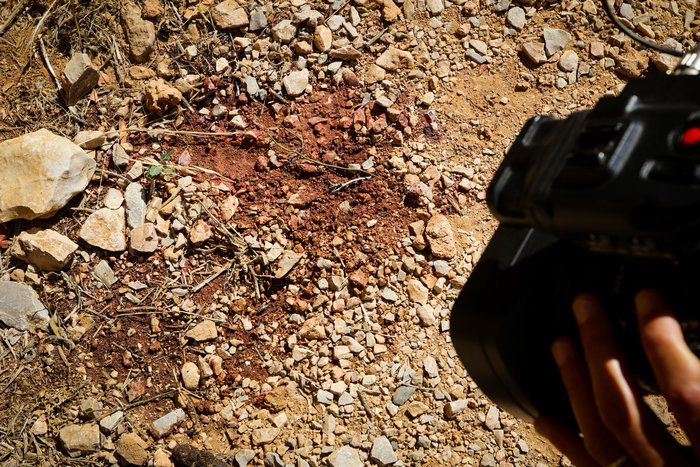 Εγκλημα στου Φιλοπάππου: Τον έσπρωξαν στον γκρεμό υπό την απειλή μαχαιριού - εικόνα 2