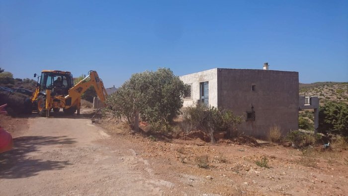 Ξεκίνησαν οι κατεδαφίσεις των πρώτων 22 αυθαιρέτων